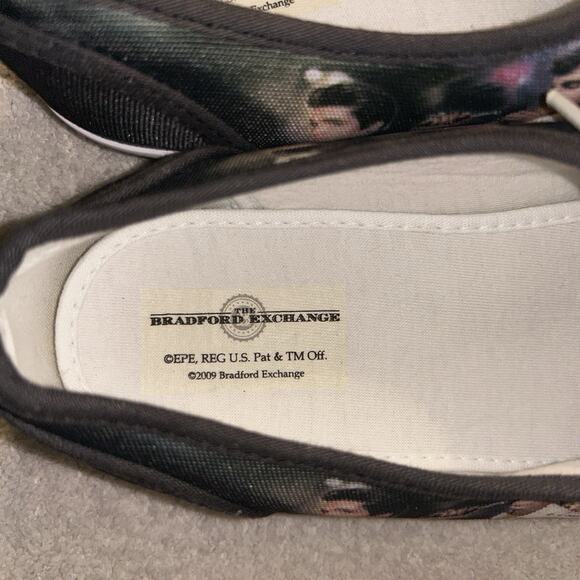 Vintage Bradford Exchage 1990 Elvis Presley Canvas Sneaker Shoes - Picture 4 of 8